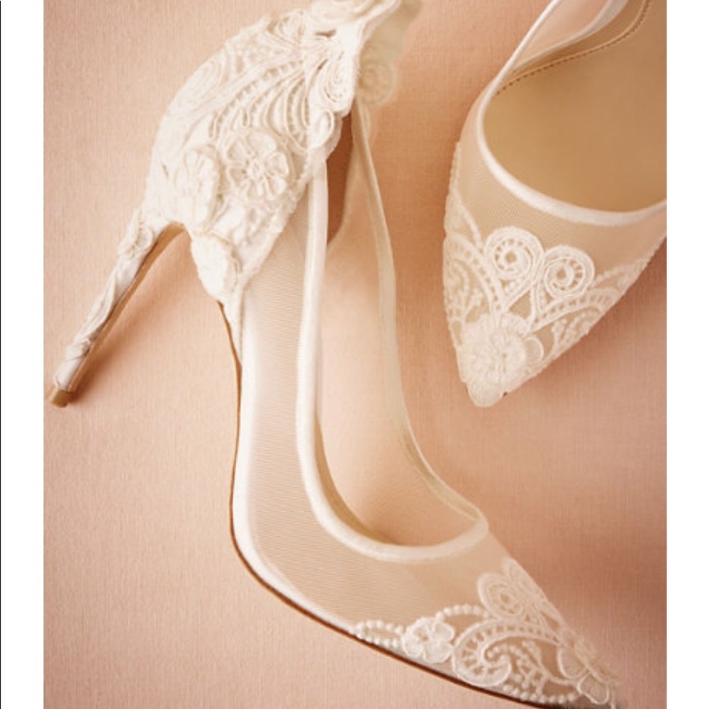 Vince Camuto Victoria Pumps